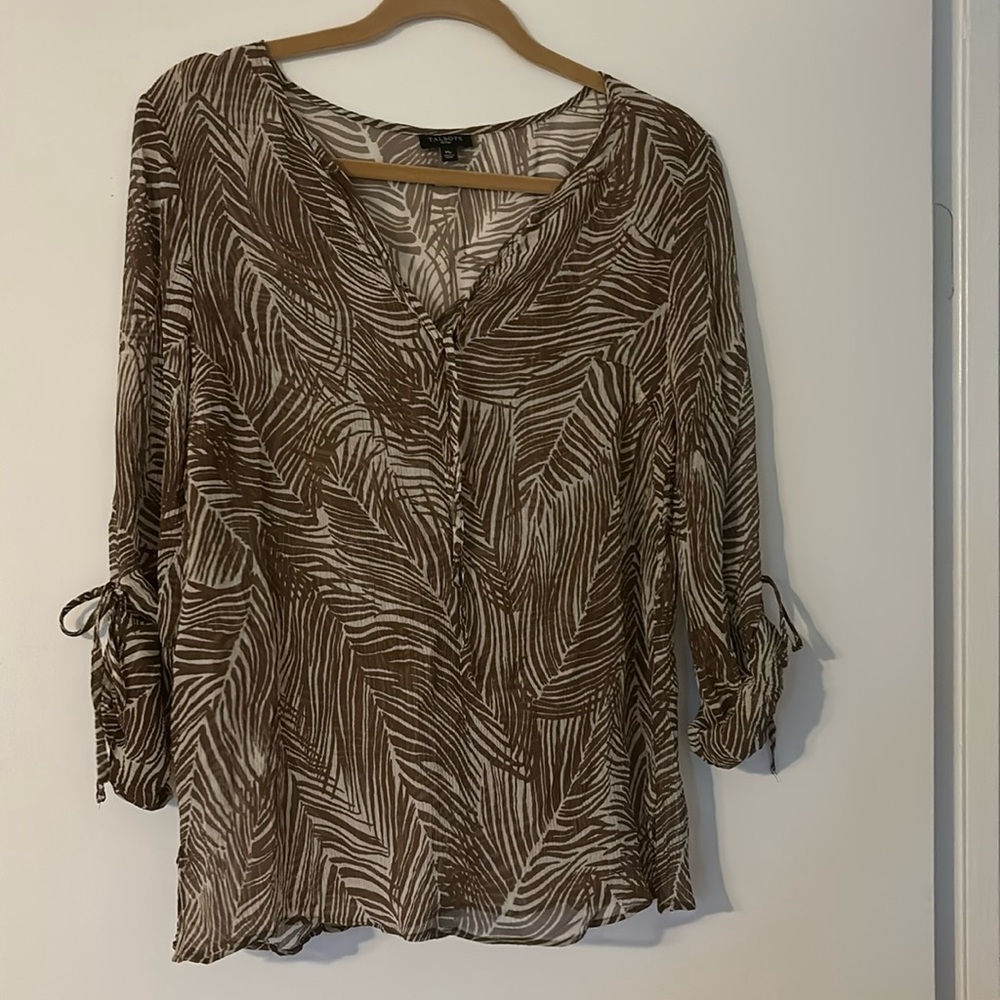 Talbots NWOT Gauzy Sheer Palm Leaf Top Tropical